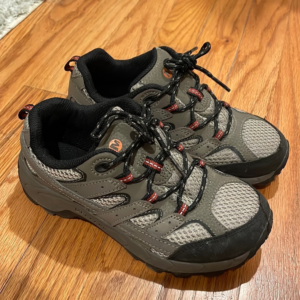 Merrell Moab 2 Low Lace Boys Hiking Shoes
